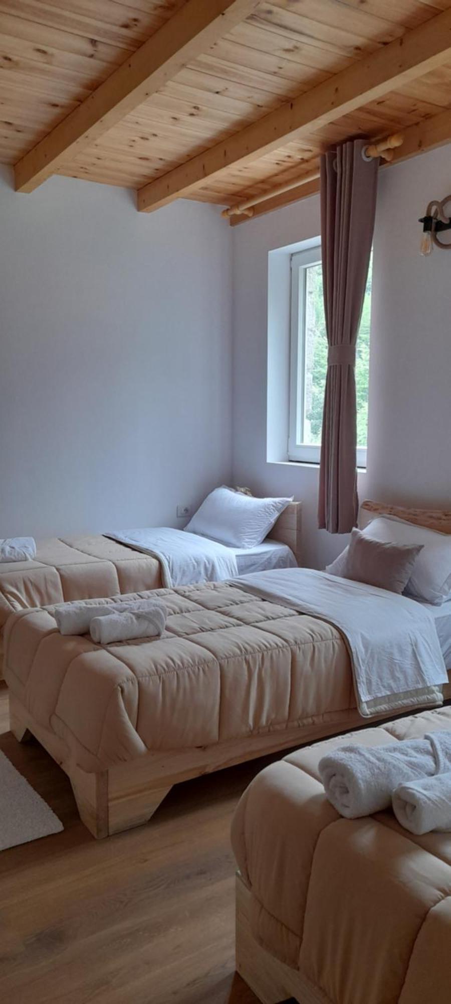 Guesthouse Dritan Tethorja Theth Quarto foto