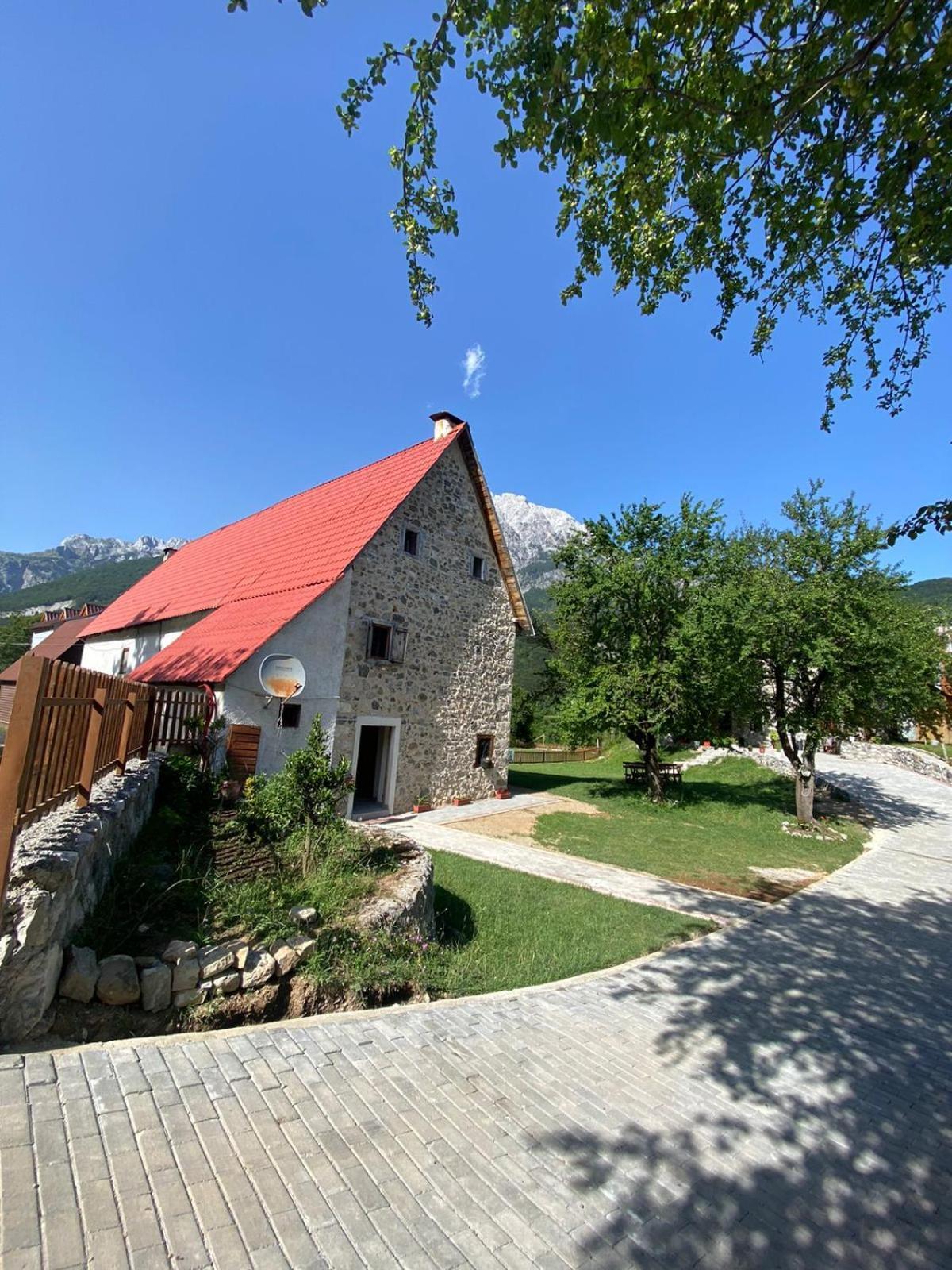 Guesthouse Dritan Tethorja Theth Exterior foto