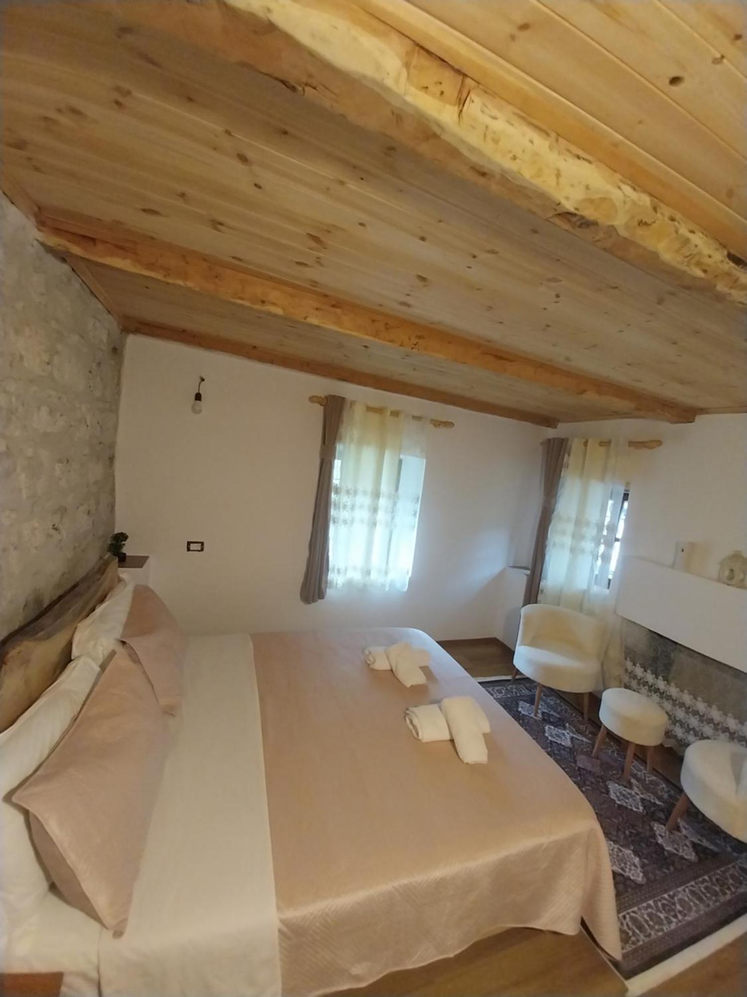Guesthouse Dritan Tethorja Theth Quarto foto