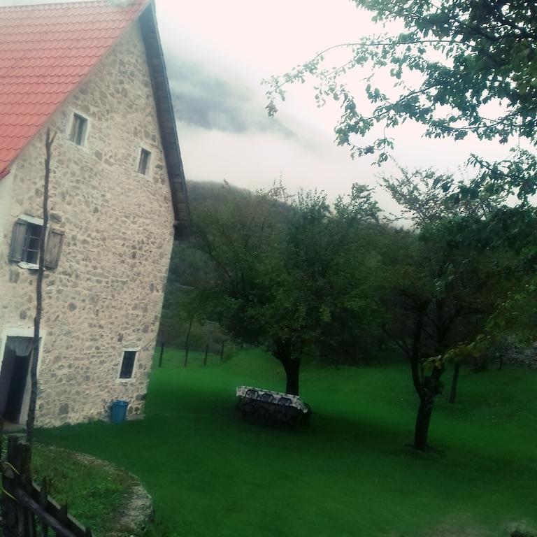 Guesthouse Dritan Tethorja Theth Exterior foto